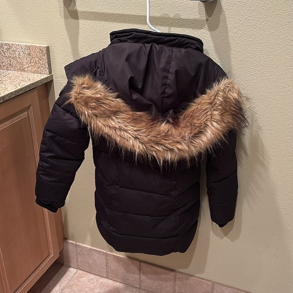 Noize woman's heavy winter jacket with faux fur - Picture 7 of 14